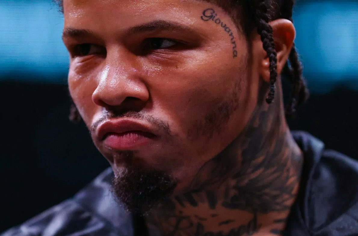 Lamont Roach reage à luta contra Davis